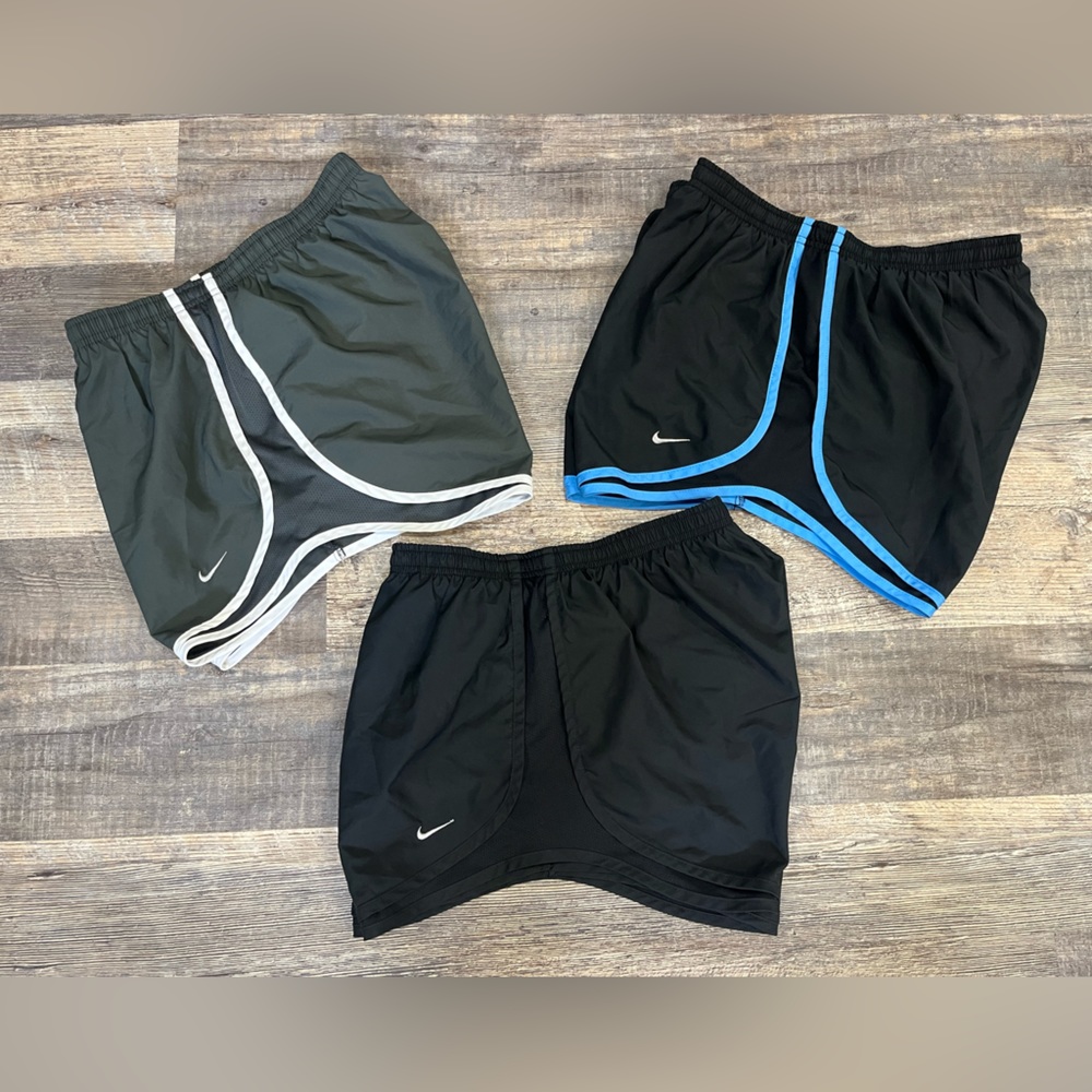 Women’s Dri-Fit Nike Tempo shorts size Large Like New - 3 pair